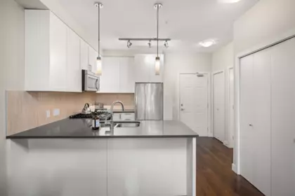 Kitchen Island Photo of 108 12409 Harris Road, Pitt Meadows, BC