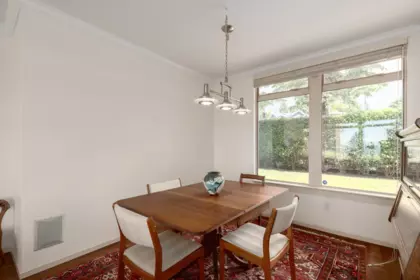 Kitchen Photo of 306 2271 Bellevue Avenue, West Vancouver, BC