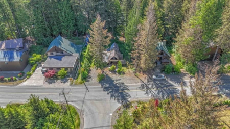 8160 Alpine Way, Whistler, BC, Whistler — Single Family Residence for sale