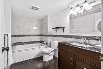 Hot Tub / Spa Photo of 34 36169 Lower Sumas Mountain Road, Abbotsford, BC