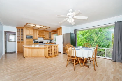 Primary Bedroom Photo of 18495 Avenue, Surrey, BC