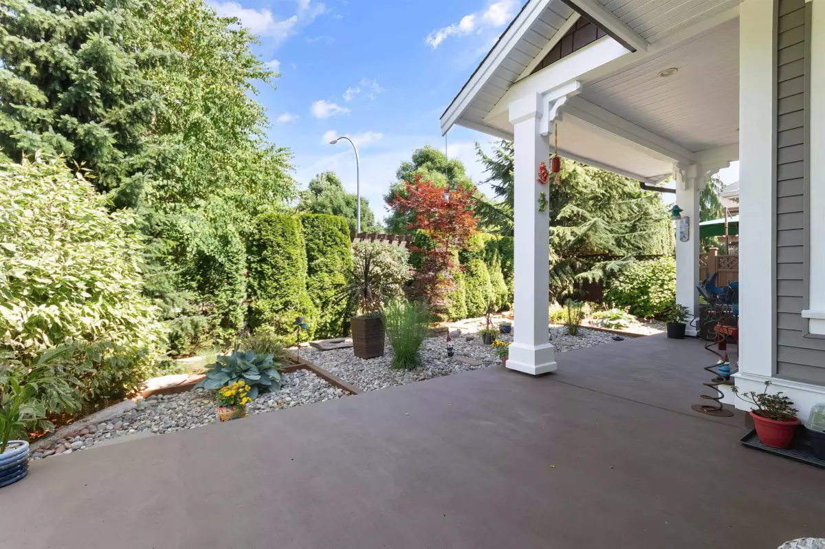 Dining Area Photo of 1 7891 211 Street, Langley, BC