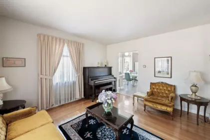 454 Elmer Street, New Westminster, BC, New Westminster — Single Family Residence for sale