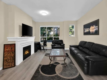Kitchen Island Photo of 33 8355 Delsom Way, Delta, BC