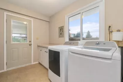 Mudroom Photo of 9195 Aspen Place, Chilliwack, BC