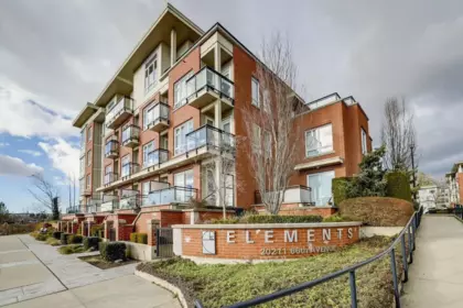 C325 20211 66 Avenue, Langley, BC, Langley — Apartment/Condo for sale