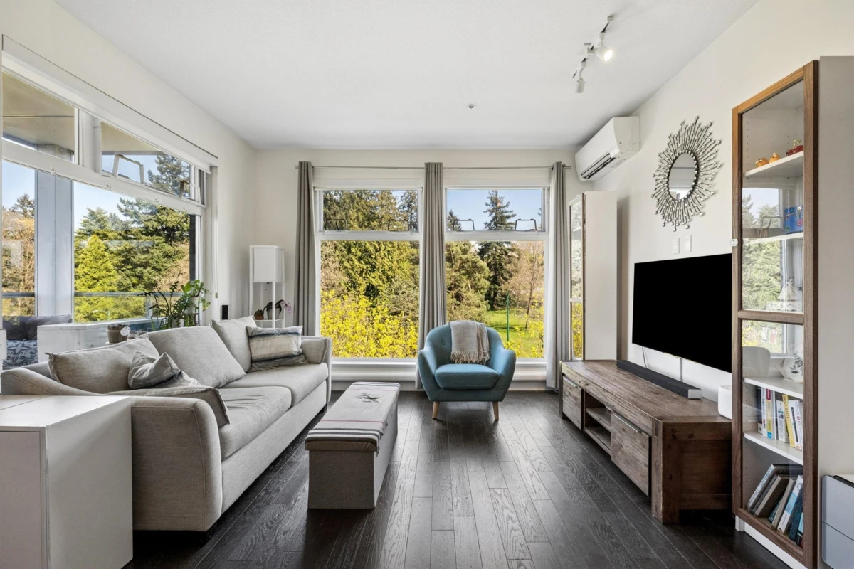Living Room Photo of 509 4867 Cambie Street, Vancouver, BC