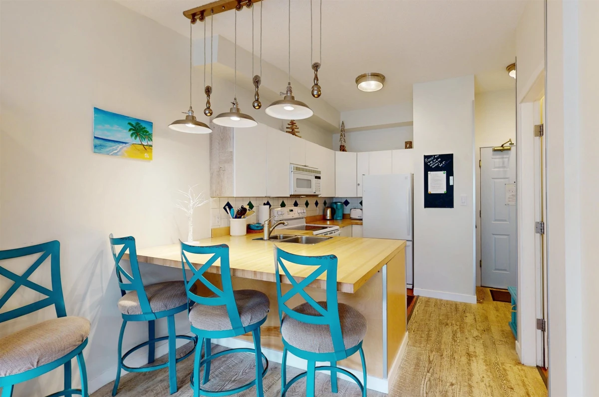 Dining Area Photo of 303 4368 Main Street, Whistler, BC