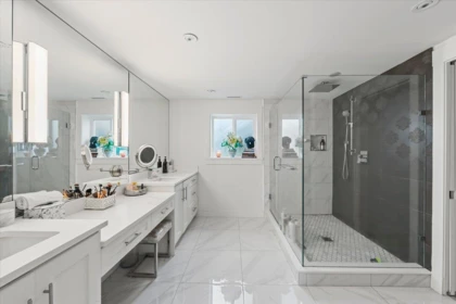 Laundry Room Photo of 23177 Willett Avenue, Richmond, BC