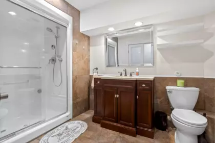 Mudroom Photo of 3612 Kelly Avenue, Belcarra, BC