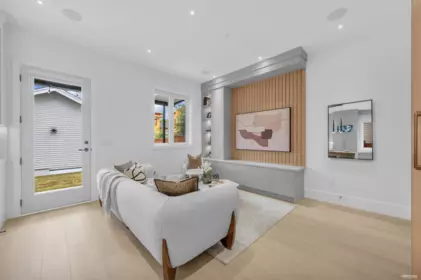 2 3627 E 45th Avenue, Vancouver, BC, Vancouver — Half Duplex for sale