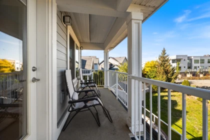 Hallway Photo of 17433 1 Avenue, Surrey, BC