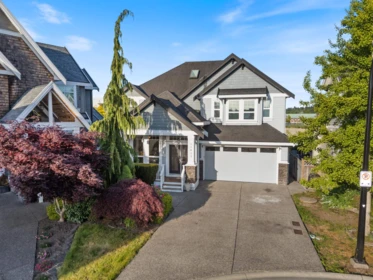 Playground / Recreational Area Near 17433 1 Avenue, Surrey, BC
