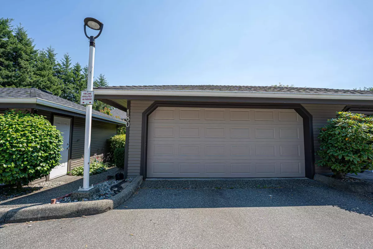Family Room Photo of 180 1140 Castle Crescent, Port Coquitlam, BC
