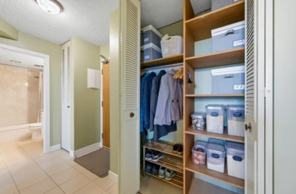 Primary Bedroom Photo of 1005 4160 Sardis Street, Burnaby, BC