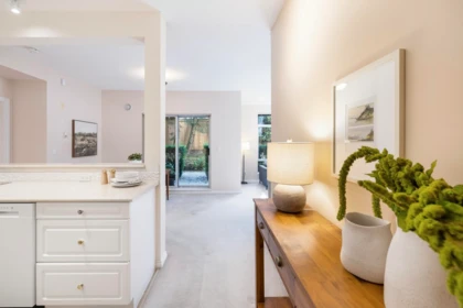 Primary Bedroom Photo of 206 678 W Queens Road, North Vancouver, BC