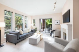 206 678 W Queens Road, North Vancouver, BC