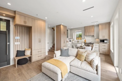 2 2528 Turner Street, Vancouver, BC, Vancouver — Half Duplex for sale