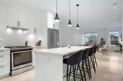 33 7127 193a Street, Surrey, BC, Surrey — Townhouse for sale