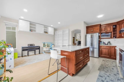 Primary Bedroom Photo of 25 5298 Oakmount Crescent, Burnaby, BC