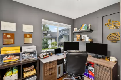 Hallway Photo of 23555 108 Avenue, Maple Ridge, BC