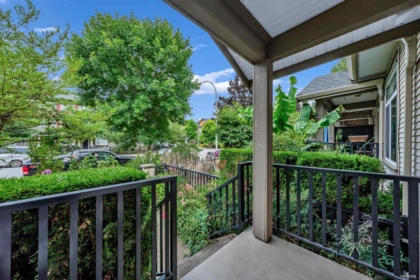 11 15933 86a Avenue, Surrey, BC, Surrey — Townhouse for sale