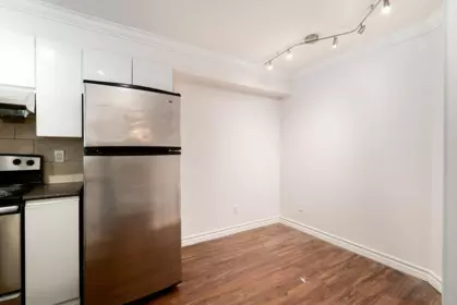 Kitchen Photo of 301 210 Carnarvon Street, New Westminster, BC