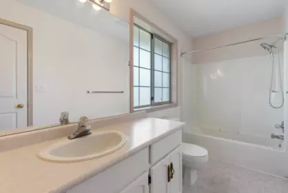 Entry Foyer Photo of 21549 85b Court, Langley, BC