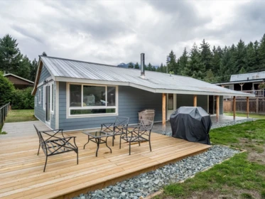 10008 Koocha Road, D'Arcy, BC, D'arcy — Single Family Residence for sale