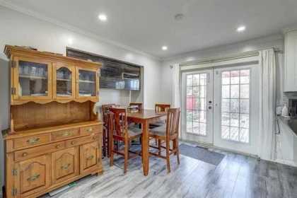 Kitchen Photo of 32275 Clinton Avenue, Abbotsford, BC