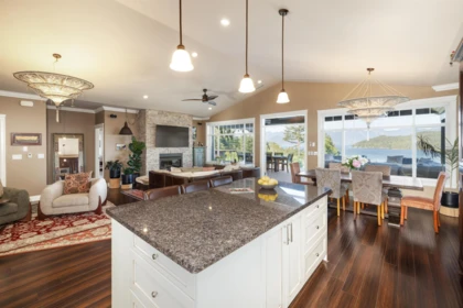 Breakfast Nook Photo of 588 North Fletcher Road, Gibsons, BC