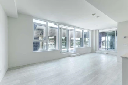 301 537 Cottonwood Avenue, Coquitlam, BC, Coquitlam — Apartment/Condo for sale