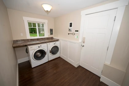 Entry Foyer Photo of 4768 200 Street, Langley, BC