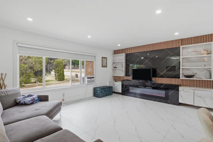 Kitchen Photo of 17886 59a Avenue, Surrey, BC