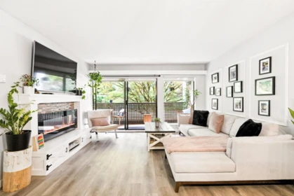 212 1955 Woodway Place, Burnaby, BC, Burnaby — Apartment/Condo for sale