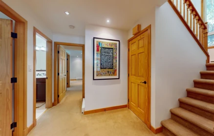 6407 Easy Street, Whistler, BC, Whistler — Single Family Residence for sale