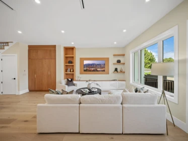 Loft / Bonus Room Photo of 2 3737 Forest Street, Burnaby, BC