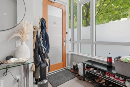 Breakfast Nook Photo of 38 Athletes Way, Vancouver, BC