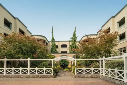 203 1725 128 Street, Surrey, BC, Surrey — Apartment/Condo for sale