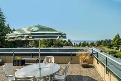Hot Tub / Spa Photo of 203 1725 128 Street, Surrey, BC