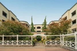 203 1725 128 Street, Surrey, BC