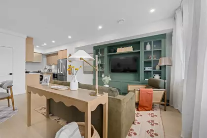 Kitchen Island Photo of 7 32929 Cherry Avenue, Mission, BC