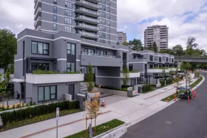 706 2135 Springer Avenue, Burnaby, BC, Burnaby — Apartment/Condo for sale