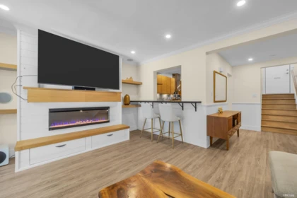 Kitchen Island Photo of 2624 Tretheway Drive, Burnaby, BC