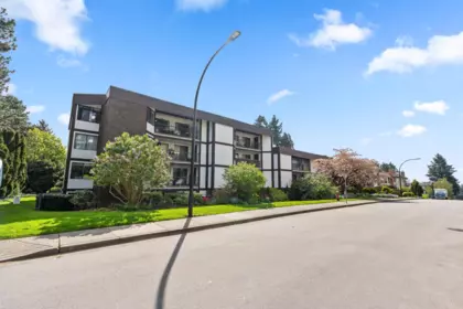 302 1520 Vidal Street, White Rock, BC, White Rock — Apartment/Condo for sale