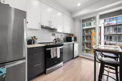 Breakfast Nook Photo of A413 20834 80 Avenue, Langley, BC