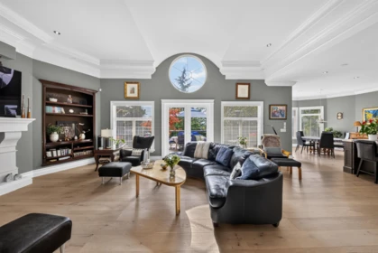 Breakfast Nook Photo of 18638 54a Avenue, Surrey, BC
