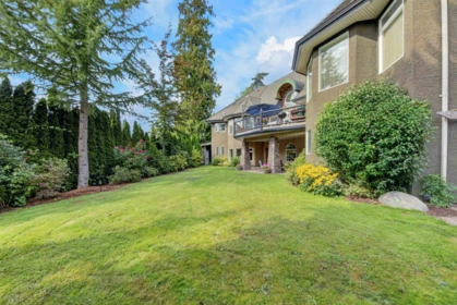 Family Room Photo of 18638 54a Avenue, Surrey, BC