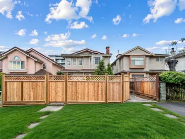 8377 Shaughnessy Street, Vancouver, BC, Vancouver — Half Duplex for sale