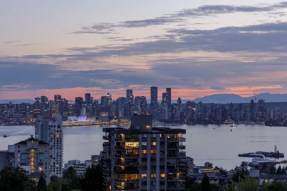 1005 135 E 13th Street, North Vancouver, BC, North Vancouver — Apartment/Condo for sale